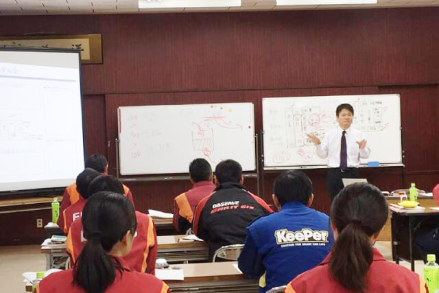 オーダーメイド型企業研修の様子